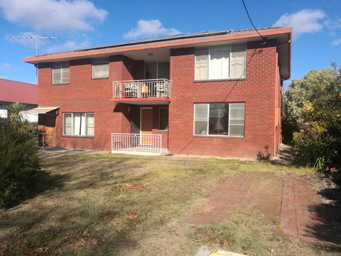 Goulburn Guesthouse - Click Find 2