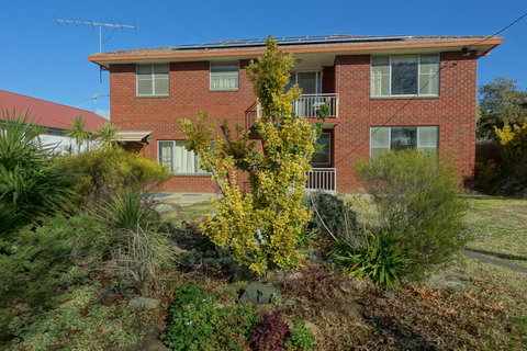 Goulburn Guesthouse - Click Find 0