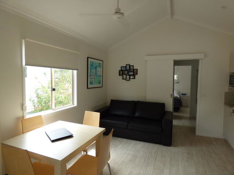 Grassy Head Holiday Park - Click Find 1