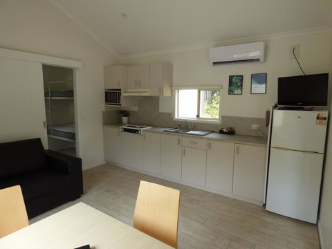 Grassy Head Holiday Park - Click Find 2