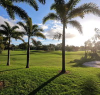 Halliday Bay Resort - Click Find