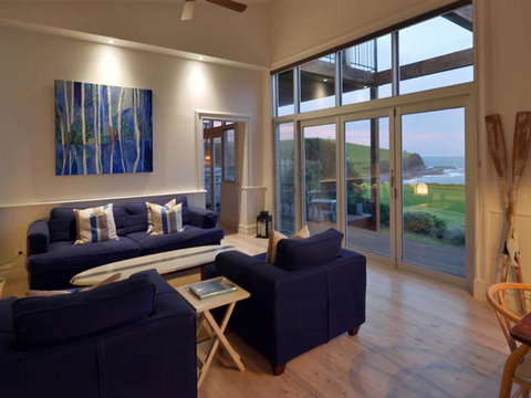 Hamptons Escape - Click Find 2