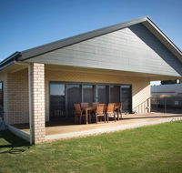 Highview on Victoria Coffin Bay - Click Find