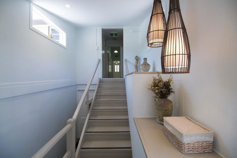 Hillcrest Guest House - DBD 1