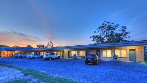 Hilldrop Motor Inn - DBD 3