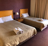 Horse  Jockey Hotel Motel - DBD