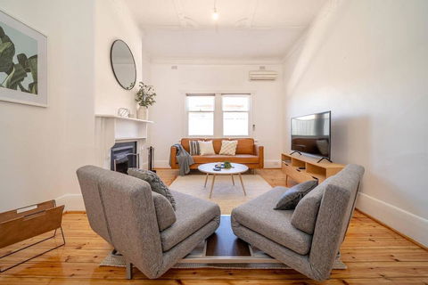 Kairos In Keswick-Wifi - Netflix - Nespresso - Click Find 2