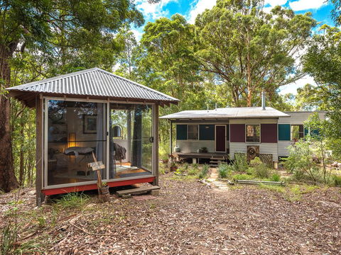 Karmya Cabin Eco-Retreat - Bridge Guide 2