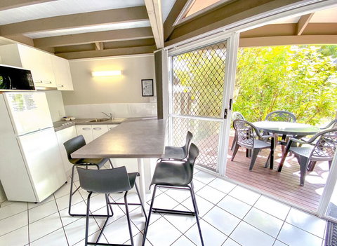 Kellys Beach Resort - DBD 2