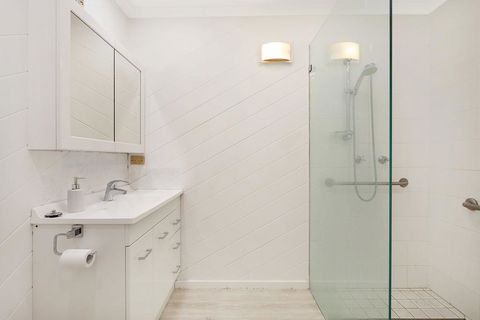 Kianga Parade Beach House - Click Find 3