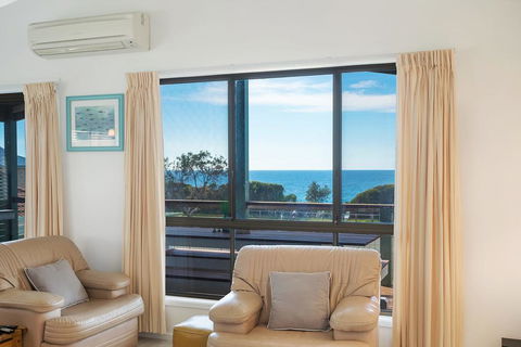 Kianga Parade Beach House - Click Find 2