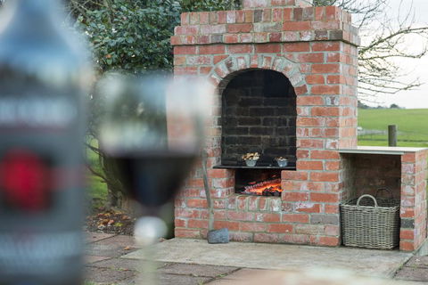 Killynaught Spa Cottages - Click Find 0