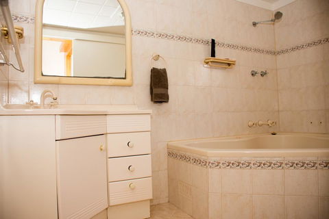 Kimba Travellers' Haven - Click Find 1