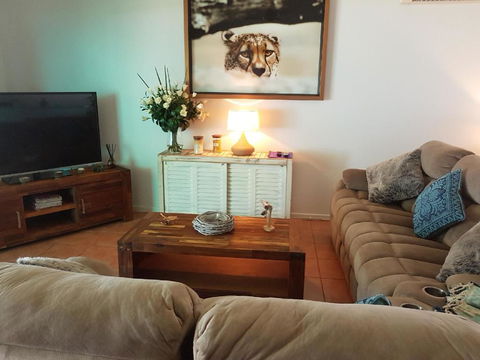 King Reef Beach House - Click Find 1
