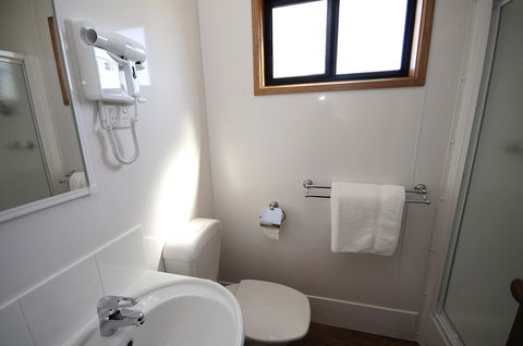 Kingston-on-Murray Caravan Park - Click Find 1