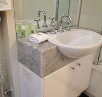 Knightsbridge Apartments - Click Find