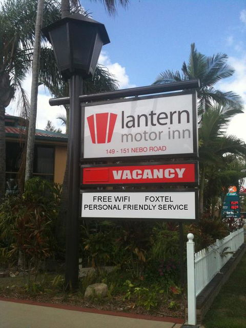 Lantern Motor Inn - Click Find 3