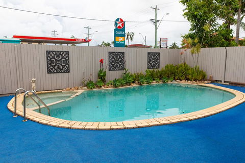 Lantern Motor Inn - Click Find 1