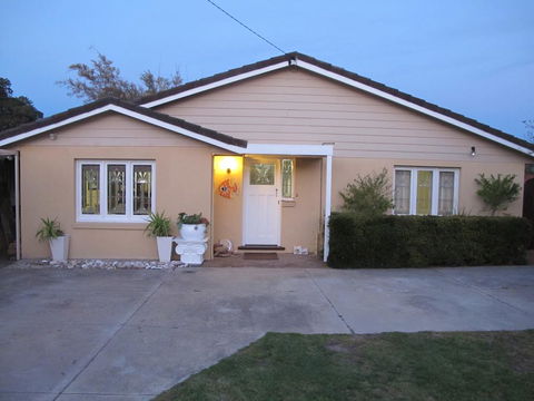 Layton Street Apartments - Lawyer Find 0