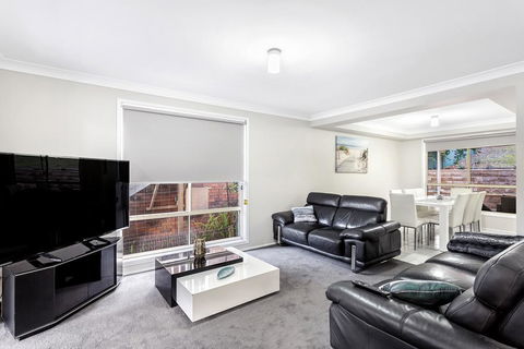 Laze @ Lemon Tree - Bridge Guide 3