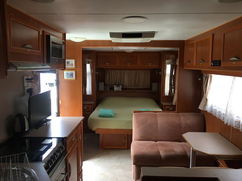 Luxury Caravan - Bet 4u 0