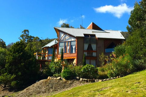 MAGICAL MOUNTAIN RETREAT - 20 Mins To CBD And Only 10 To MONA! - Click Find 3