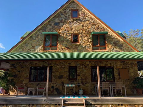 Maino Gabuna Retreat Urunga Beach And Peaceful Bushland - Click Find 0