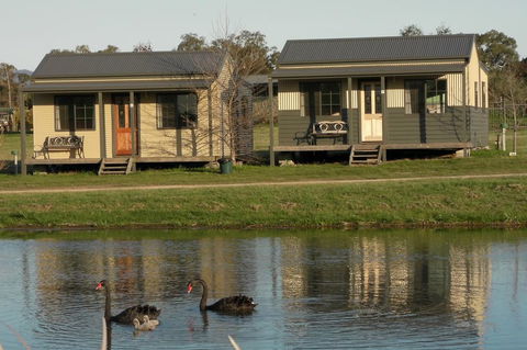 Mansfield Holiday Park - Bridge Guide 1