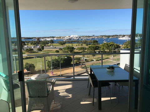 Marina Ocean View - Click Find 1