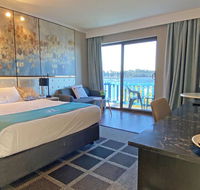 Mariners on the Waterfront - Click Find