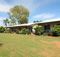 Matildas End Holiday Units - DBD