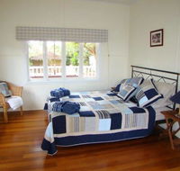 Miss Bullens Cottage - Click Find
