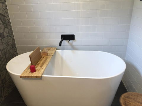 Mole Creek Hideaway - Click Find 2