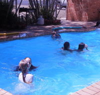 Moore Park Beach Motel - Click Find