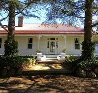 Moore Park Inn - Click Find