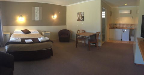 Motel Wingrove - Click Find 0