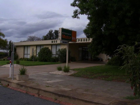 Mount Wycheproof Motor Inn - Bet 4u 2