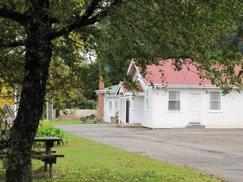 Mountain View Motel - Click Find 0