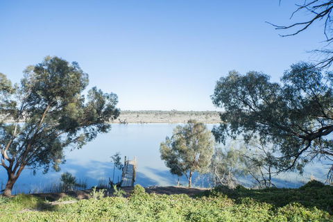 Mundic Waterfront Cottages - Click Find 2