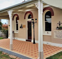 Must Love Dogs BB  Self Contained Cottage - DBD