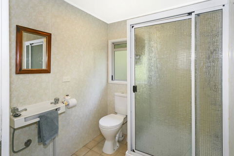 Noosa Avalon Farm Cottages - Lawyer Find 0