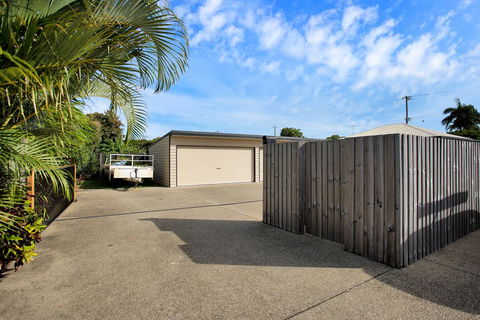 North Central Holiday Home - Click Find 1