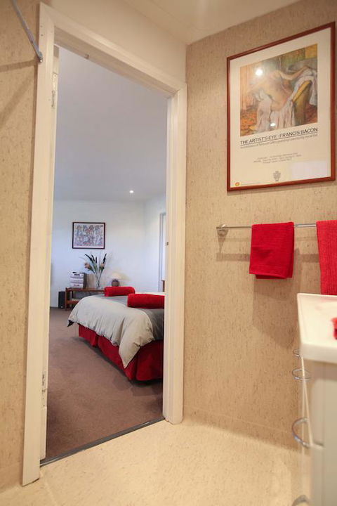 Northgate House Apartment - Click Find 3