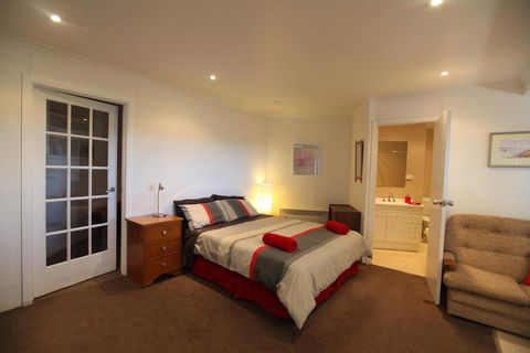 Northgate House Apartment - Click Find 1