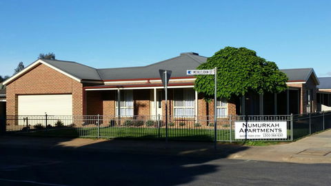 Numurkah Self Contained Apartments - The Mieklejohn - Bet 4u 1