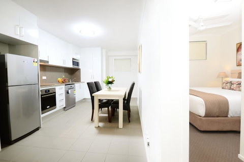 Oaks Moranbah Suites - Click Find 3