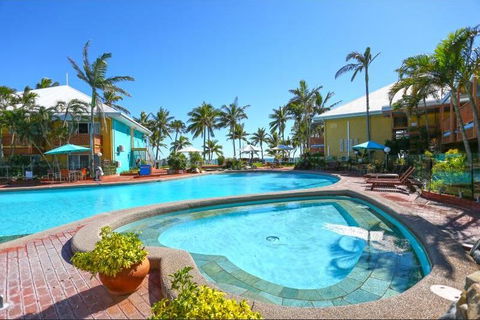Ocean View Resort Apartment - Click Find 0