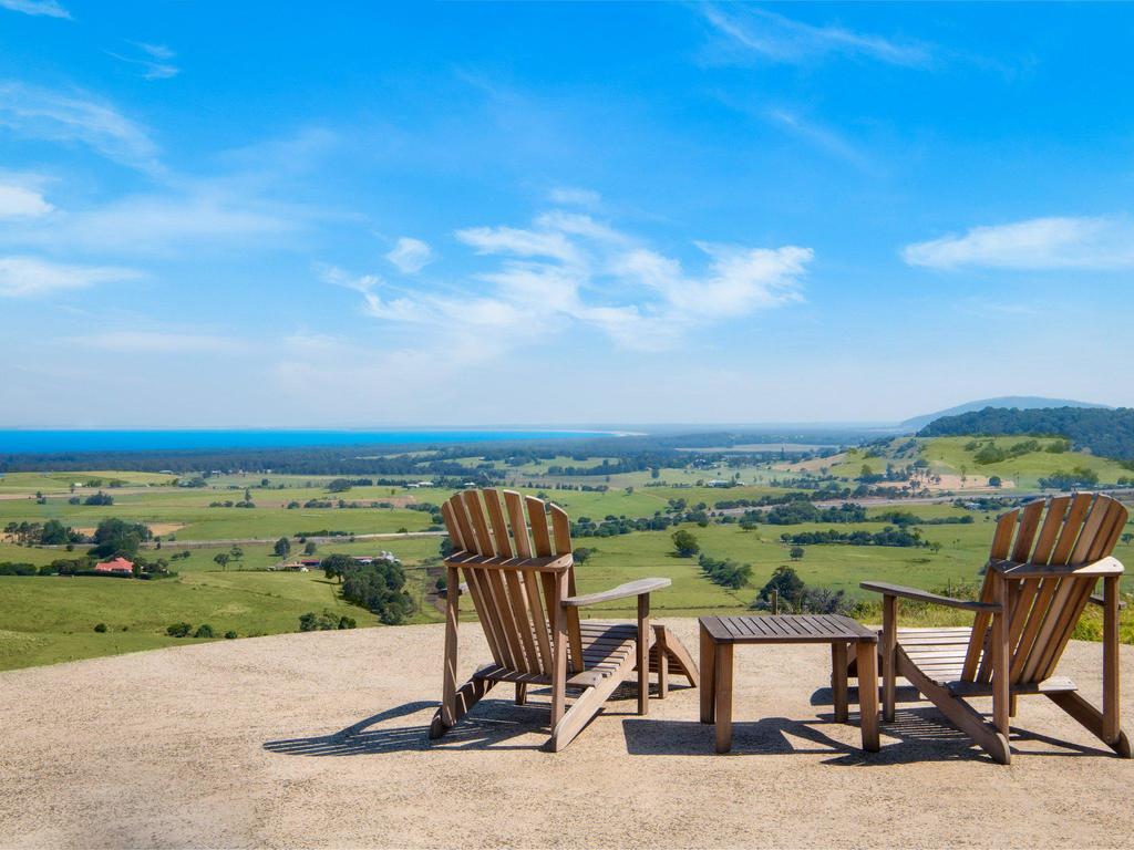 Accommodation Willow Vale NSW Click Find