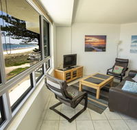 Oceanside Resort - Absolute Beachfront Apartments - Bridge Guide