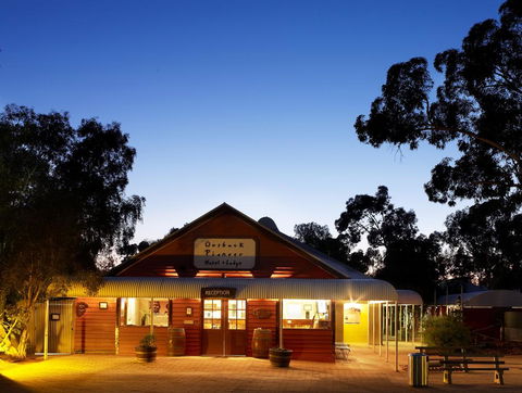 Outback Pioneer Hotel - DBD 0